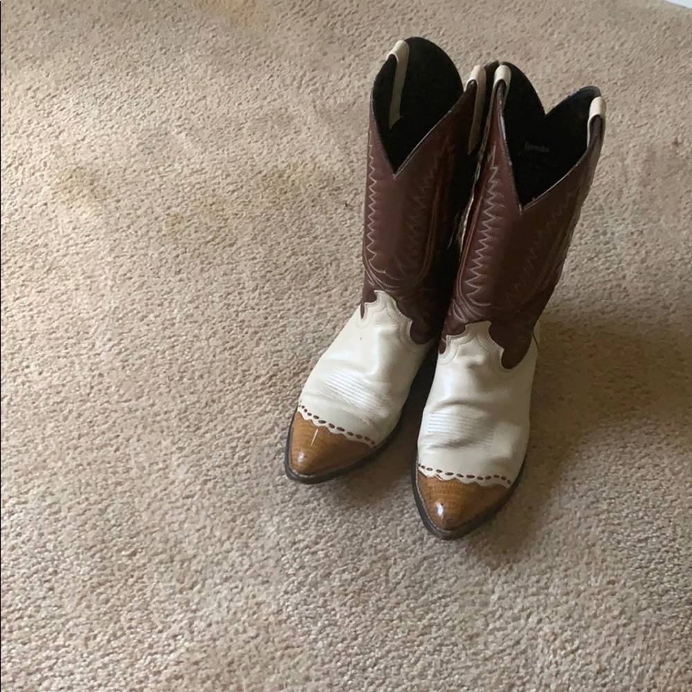 Cowboy boots - Picture 2 of 3
